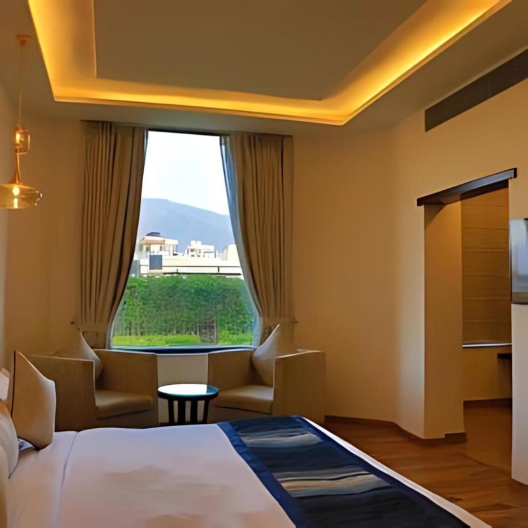 Hotel Natraj Rishikesh Exterior photo