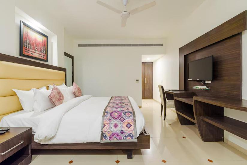 Hotel Natraj Rishikesh Exterior photo